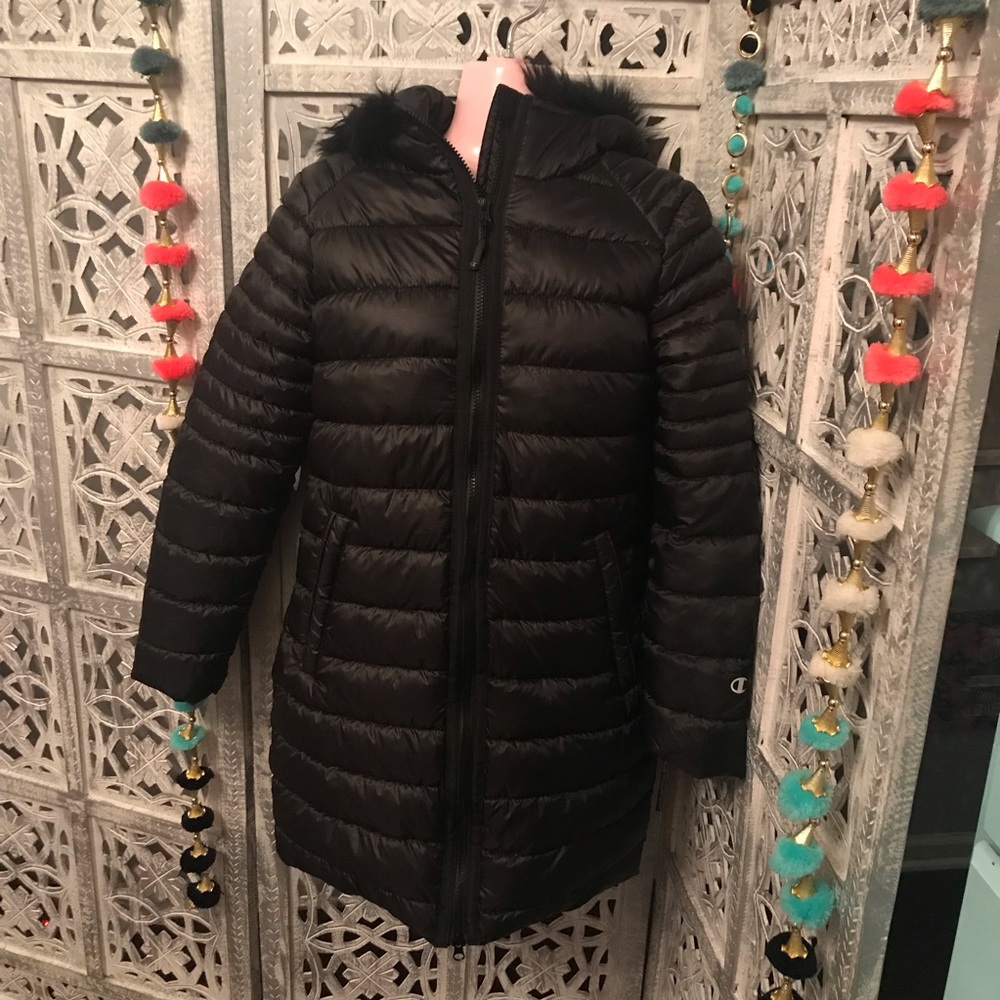 NWT champion puffed hooded jacket